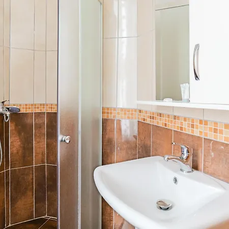 Alba Hotel Shëngjin
