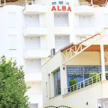 Alba 4*