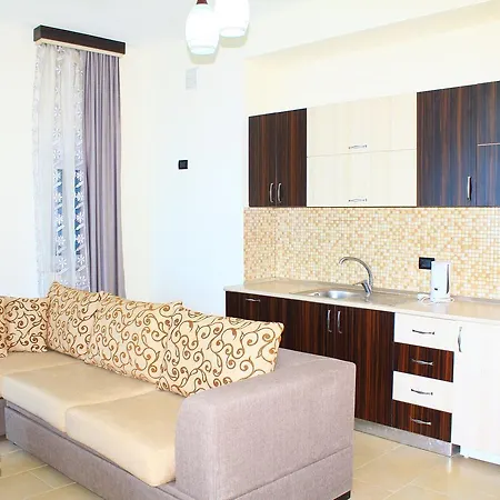 Alba Hotel Shengjin