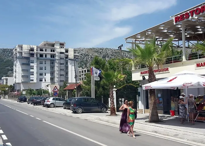 Alba فندق Shëngjin