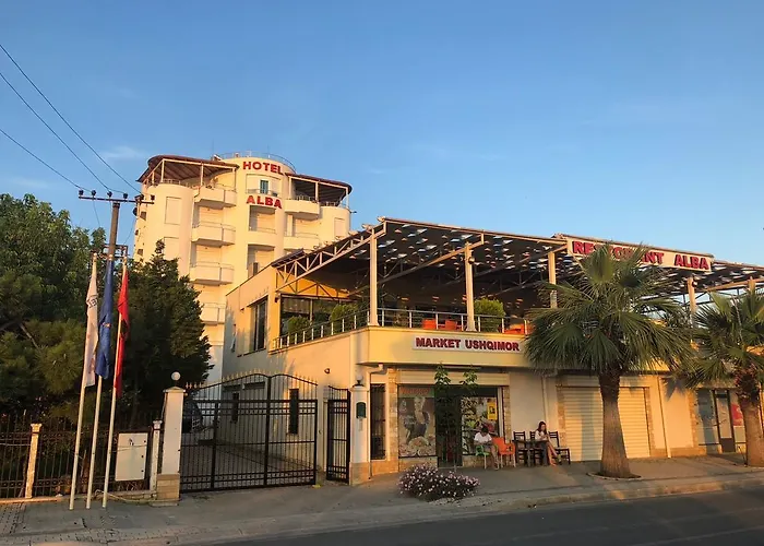 Alba فندق